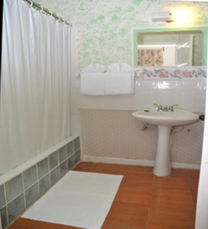 Palm Bay Guest House & Restaurant Montego Bay Jamaica